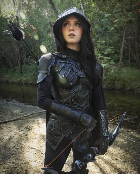 Nightingale Armor, Skyrim Cosplay, Warrior Outfit, Elder Scrolls Skyrim, Fair Outfits, The Elder Scrolls, Fantasy Costumes, Fantasy Armor, Nightingale