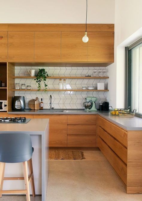 Mcm Small Kitchen, Small Mid Century Kitchen, Mcm Kitchen Cabinets, Mcm Kitchen Remodel, Mcm Kitchens, Mid Century Modern Kitchen Design, Mcm Kitchen, Trend Ideas, Modern Kitchen Remodel