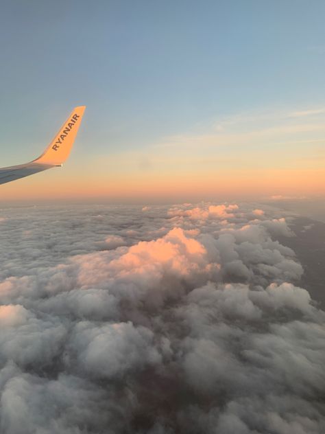 flight to paris, sunset Solo Trip Aesthetic, Flight View Aesthetic, Flight To Paris, Travelling Aesthetic Plane, Flight To Paris Aesthetic, Travel Asthetics Photos Airplane, Flight Sunset Aesthetic, Backpacking Travel, Flight