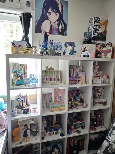 Manga Cube Shelf, Storage Unit Ideas, Manga Shelving, Manga Shelves, Manga Room, Enjoy Sunday, Manga Shelf, Anime Bedroom Ideas, Nerd Room