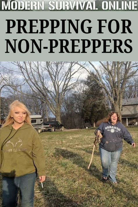 When the SHTF, you might have family, friends, neighbors and even people you don't know knocking on your door, asking for food, shelter and help. Here's how to prep for them. #preppers #survival #shtf Preppers Survival, Live Off The Grid, Bushcraft Shelter, Survival Ideas, Emergency Preparation, Survival Shelter, Urban Survival, Prepper Survival, Homestead Survival