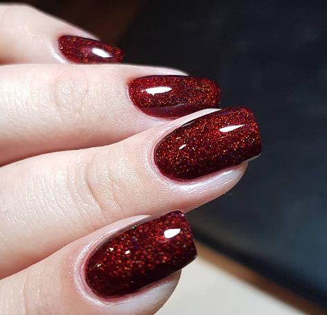 Cranberry Sparkle Nails, Deep Red Sparkle Nails, Dark Red Shimmer Nails, Sparkly Maroon Nails, Shimmer Red Nails, Shimmery Red Nails, Sparkly Burgundy Nails, Maroon Sparkle Nails, Dark Red Sparkly Nails