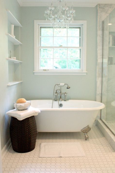 sherwin williams sea salt is one of the most popular green, blue, gray paint colour, good for a spa or beach theme bathroom or room Sherwin Williams Sea Salt, Makeover Kamar Mandi, Sea Salt Sherwin Williams, Master Bath Renovation, Blue Green Paints, Casa Clean, Bath Renovation, Beach Theme Bathroom, Bad Inspiration