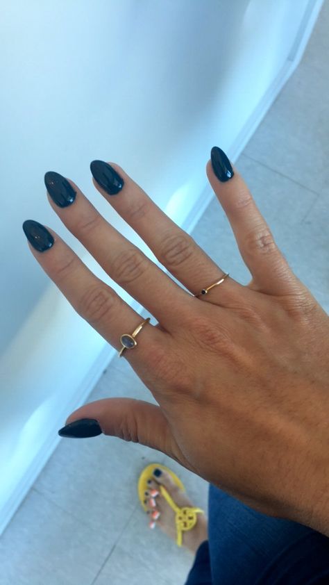 Navy Short Almond Nails, Dark Oval Acrylic Nails, Darker Nails Colors, Almond Nails Solid Color Winter, Dark Blue Almond Acrylic Nails, Turqoise Nails Almond, Short Almond Nails Navy Blue, Dark Teal Almond Nails, Deep Turquoise Nails