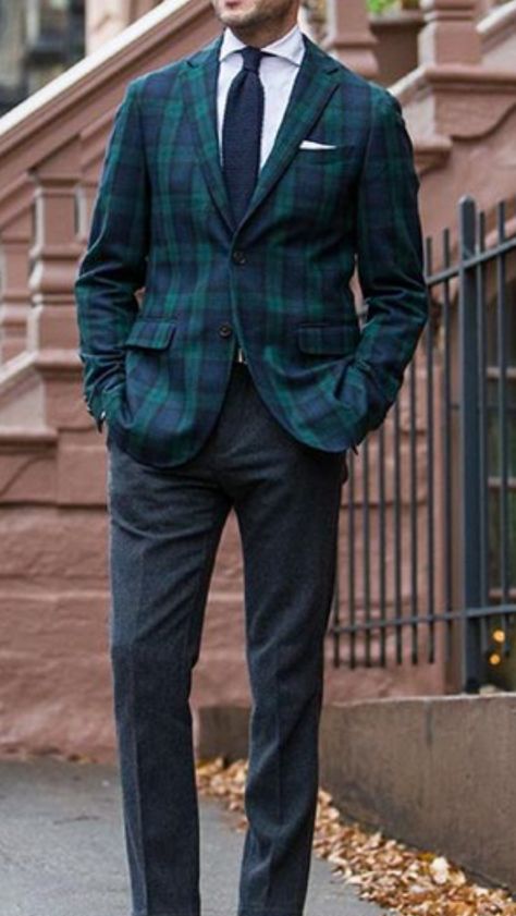 Grooms Outfits, Blackwatch Tartan, Best Suits For Men, Mens Suit Style, Family Christmas Outfits, Black Men Fashion Urban, Blue Jacket Men, Cute Christmas Outfits, Black Watch Tartan