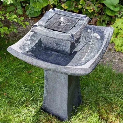 Solar Water Feature, Diy Solar Fountain, Solar Powered Fountain, Garden Centerpiece, Solar Water Fountain, Outdoor Water Features, Garden Water Feature, Pond Water Features, Solar Fountain