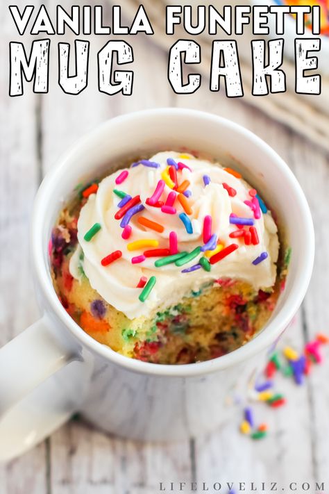 Vanilla Confetti Cake Recipe, Microwave Mug Cake 3 Ingredient, Vanilla Mug Cake Microwave, Mug Cake Without Egg, Confetti Mug Cake, Microwave Cupcake, Mug Cakes Recipes, Funfetti Mug Cake, Desserts In A Mug