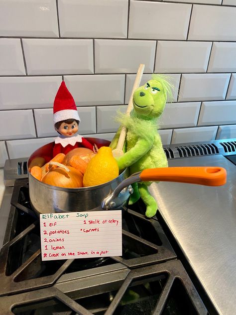 Elf On The Shelf Grinch Ideas Elves, Elf With Grinch Ideas, Grinch Vs Elf On The Shelf, Elf Vs Grinch Ideas, Elf And Grinch On The Shelf Ideas, Grinch And Elf On The Shelf, Elf Cooking, Elf And Grinch Ideas, Elf On The Shelf Grinch Ideas