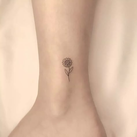 Ankle Sunflower Tattoo, Minimalist Sunflower Tattoo Simple, Tiny Sunflower Tattoo Simple, Sunflower Small Tattoo, Sunflower Tattoo Ankle, Sunflower Tattoo Men, Sunflower Ankle Tattoo, Fineline Sunflower Tattoo, Dainty Sunflower Tattoo