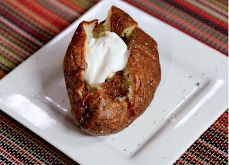 Chef Jeff shows you how to make "English Jacket" baked potatoes | East Idaho News English Jacket Potatoes, English Jacket Baked Potatoes, Jacket Potatoes, Best Baked Potato, Best Potato Recipes, Making Baked Potatoes, Idaho Potatoes, Jacket Potato, Baked Potato Recipes