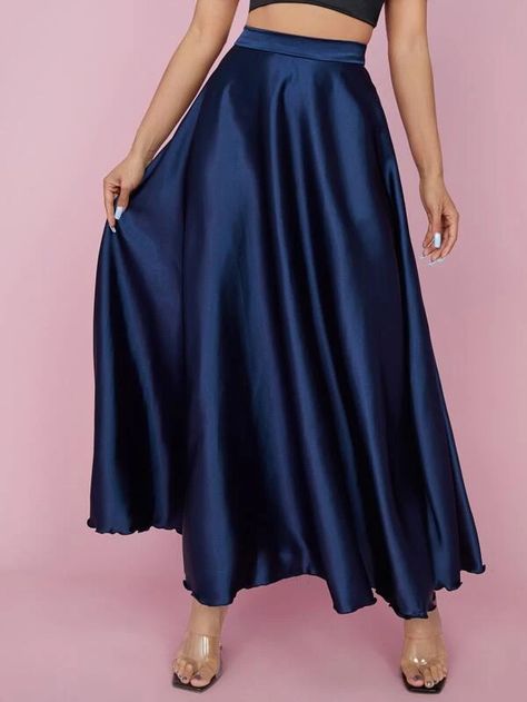 Flare Skirt Outfit, Blue Skirt Outfits, Skirt Outfits Aesthetic, Engagement Photo Outfits Fall, Plain Skirt, High Waist Long Skirt, Navy Blue Skirt, Rock Outfit, Women Skirts