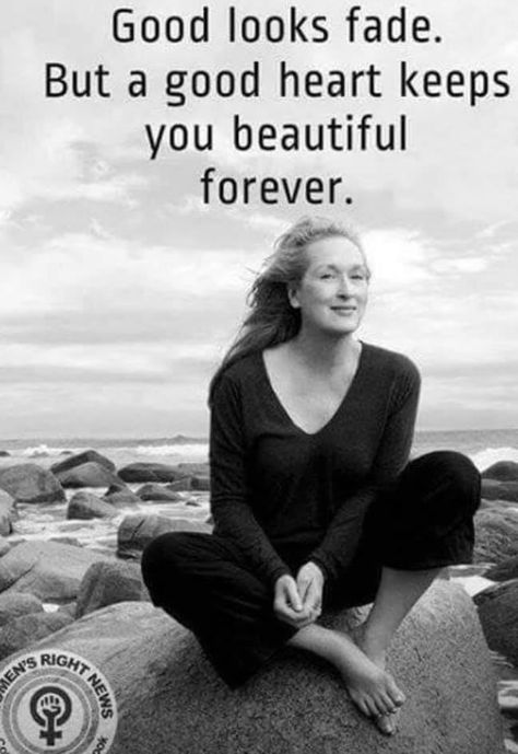 Gracefully Quotes, Older Quotes, Well Quotes, Number Quotes, Aging Quotes, Quotes Women, Quotes Wisdom, Good Heart, Meryl Streep