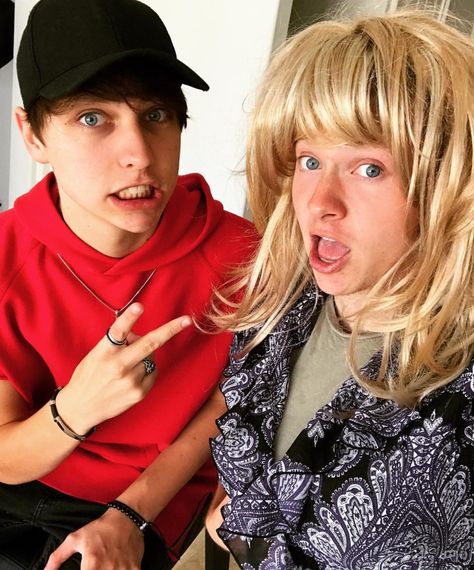 Sam Golbach and Colby Brock via @samandcolby (Twitter & Instagram) Sam Golbach Brown Hair, Sam Pepper, Sam Page, Sam And Colby Fanfiction, Sam Golbach, Trap House, Colby Brock, Ben And Jerrys, Silly Faces