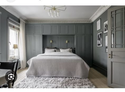 Wardrobe Wall, Bedroom Built Ins, Royal Bedroom, Bedroom Built In Wardrobe, Wardrobe Bed, Coco Lapine Design, Built In Bed, Wall Closet, Build A Closet