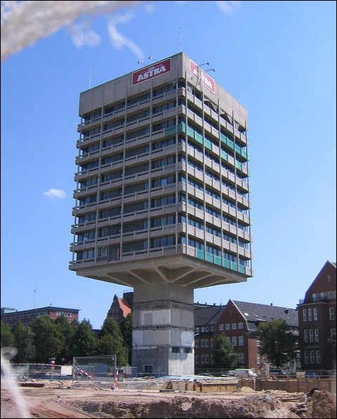 Astra Building, Hamburg, Germany  40 Bizarre and Incredible Building Design – Part 2 | Your Amazing Places Weird Architecture, Strange Buildings, Unusual Houses, Shutter Designs, Unusual Buildings, Unusual Homes, Interesting Buildings, Best Build, Amazing Buildings