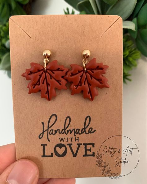 Aren’t these so beautiful 🧡 the perfect match for your Thanksgiving outfit 🍁🍂🦃 Prices go from $12 to $20 and free shipping when you spend $45+ #fallearrings #clayearrings #earrings Fall Earrings Cricut, Clay Thanksgiving Earrings, Thanksgiving Cricut Earrings, Thanksgiving Leather Earrings, Fall Leaf Earrings, Thanksgiving Earrings, Earrings Ideas, Diy Thanksgiving, Fall Earrings