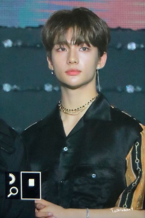 Hyunjin Front Profile, Skz Ate, Front Profile, Skz Hyunjin, Face Reference, Drama Queens, Kids Icon, Hwang Hyunjin, Korean Men