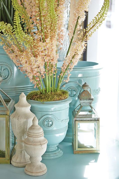 Atlanta Food & Wine Festival 2014 | How to Decorate Turquoise Planters, Antique Pots, Sarah Tucker, Beach Glam, Atlanta Food, Coastal Cottage Style, Diy Beach Decor, Flower Containers, Nautical Crafts