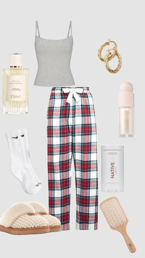 #pjs #outfitinspo #christmas #holidays #backtoschool #comfy Preppy Christmas Outfit, Christmas Outfit Aesthetic, Christmas Pj Pants, Cute Christmas Pajamas, Xmas Pjs, Christmas Fits, Xmas Outfits, Cute Christmas Outfits, Cute Pjs