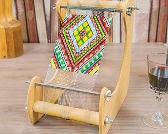 Bead Loom Kits, Bead Loom Designs, Weaving Kit, Native American Crafts, Loom Bands, Beading Needles, Beading Ideas, Bead Loom Patterns, Bead Loom