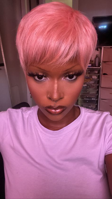 Rihanna Pink Pixie Cut, Pink 27 Piece Quick Weave, Short Pink Wig Black Women, Pixie Cut Rihanna, Pink Short Wig, Pink Dyed Hair Black Women, Pixie Cut Photoshoot, Short Pink Hair Black Women, Colored Pixie Cut Black Women