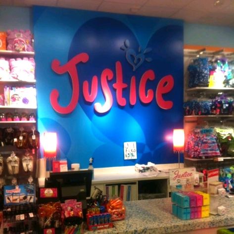 Justice Store, Childhood Aesthetic, 2010s Nostalgia, Childhood Memories 90s, Nostalgic Pictures, Nostalgia Core, Childhood Memories 2000, 2000s Nostalgia, The Old Days