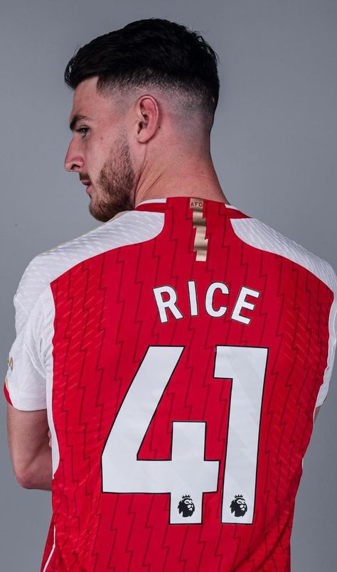 Declan Rice Arsenal, Rice Arsenal, Arsenal Shirt, Football Logo Design, Arsenal Wallpapers, Declan Rice, Chevrolet Camaro Zl1, Arsenal Players, Arsenal Football Club