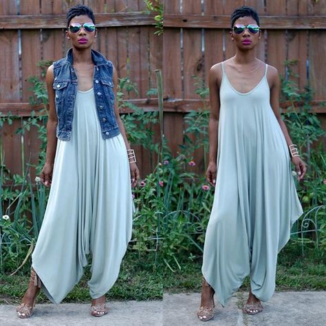 Harem Jumpsuit Outfit, Harem Pants Diy, Capsule Basics, Jumpsuit Styling, Essence Festival, Overalls Fashion, Planner 2022, Harem Jumpsuits, Designer Jumpsuits