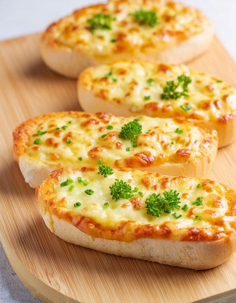 Super Tasty Cheesy Garlic Bread Recipe Food Garlic Bread, Cheesy Bagel Recipe, Garlic Bread With Sliced Bread, Garlic Bread With Cheese, Spicy Pasta Recipes, Tartare Recipe, Cheesy Garlic Bread Recipe, Cheese Garlic Bread, Bread Garlic