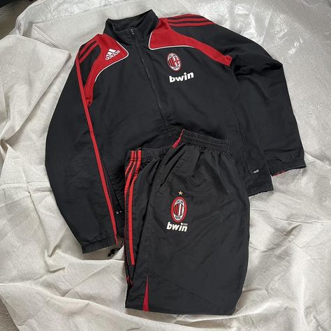 Vintage Bwin AC Milan Tracksuit
Jacket size Medium... - Depop Ac Milan Jacket, Sport Vintage Outfit, Vintage Football Tracksuit, Manchester United Tracksuit, Tracksuit Football, 90s Tracksuit, Retro Tracksuit, Football Tracksuits, Soccer Tracksuit