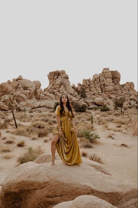 Joshua Tree Fashion Editorial, Joshua Tree Photoshoot Ideas, Joshua Tree Photoshoot, Desert Pics, Desert Photoshoot Ideas, Stills Photography, Desert Photoshoot, Book Reference, Desert Boho