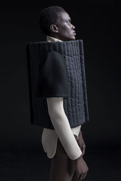 Performance Art Ideas, Sculptural Fashion, Functional Clothing, Knit Structure, Functional Fashion, Conscious Fashion, Ethical Clothing, Knit Sleeve, Workout Jacket