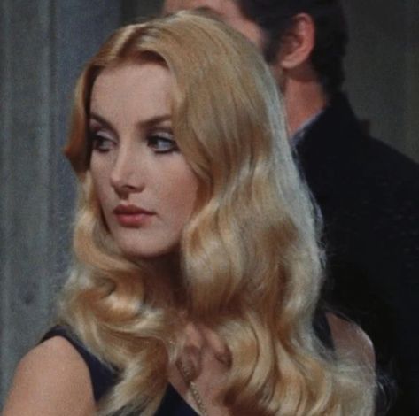 Barbara Bouchet in Amuck, 1972 Aesthetic Hollywood, Barbara Bouchet, Retro Beauty, Hollywood Movie, Old Hollywood Stars, Makeup Transformation, Face Hair, Vintage Hollywood, Classic Beauty