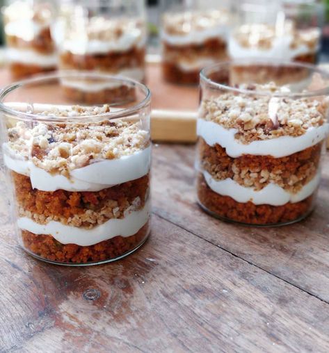 We all struggle with the leftover food in our kitchens. But when you love cooking, you always find a way to use it. So if you have any leftover carrot cake, you know what to do with it. The best part about this Leftover Carrot Cake Mini Trifle is that it is quick to prepare and tastes delicious. All you need to do is a little bit of whipping, a little bit of baking, a little bit of crumbling and your dessert is ready!  In this recipe, instead of using whipped cream, we have ... Carrot Cake Parfait, Carrot Cake Dessert Cups, Deconstructed Carrot Cake, Mini Trifle Recipes, Leftover Cake Ideas, Carrot Cake Cups, Camp Desserts, Carrot Cake Trifle, Carrot Cake Mini