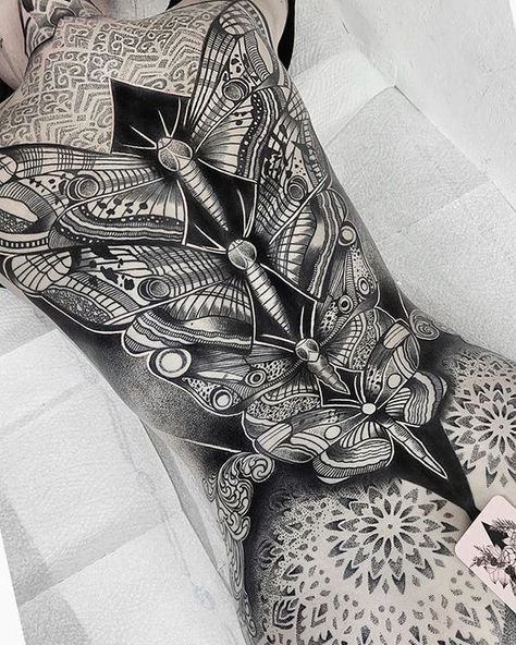 Are you looking for mandala tattoo designs? Don't waste your time searching through 1,000+ web pages. We’ve collected 50+ best tattoo ideas for you in our article. Tattoos Illustration, Full Back Tattoo, 22 Tattoo, 42 Tattoo, Backpiece Tattoo, White Tattoos, Girl Back Tattoos, Back Piece Tattoo, Muster Tattoos