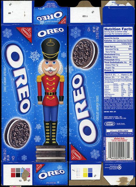 Nabisco Cookies From the Past boxes | Nabisco - Oreo cookie - 5.25 ounce holiday box - 2009 | Flickr - Photo ... Oreo Box, Nabisco Cookies, Christmas Oreo, Cookie Package, Barbie Printables, Barbie Miniatures, Barbie Food, Dollhouse Printables, Diy Doll Miniatures