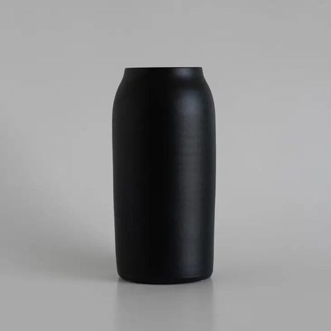 Black Ceramic Vase, Minimalist Vase, Vase For Flowers, Black Minimalist, Vase Handmade, Handmade Vase, Timeless Aesthetic, Modern Vase, Favorite Flowers