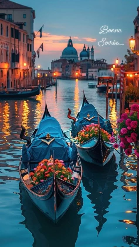 Venice Italy Aesthetic, Venice At Night, Venice Aesthetic, Italia Aesthetic, Italy Wallpaper, Italy Sunset, Italy Trip Planning, Italy Coffee, Wallpaper For Desktop