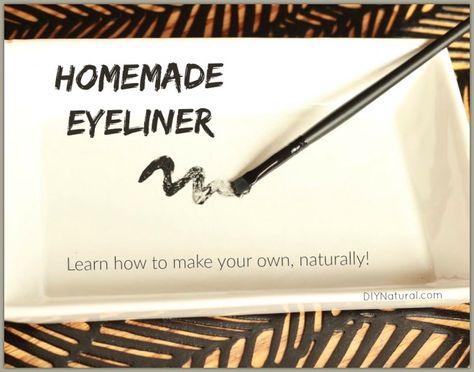 How To Make Eyeliner Homemade Eyeliner, Diy Eyeliner, Avocado Beauty, Italian Beauty Secrets, Lip Scrub Recipe, Diy Soaps, Natural Eyeliner, Homemade Makeup, Homemade Cosmetics