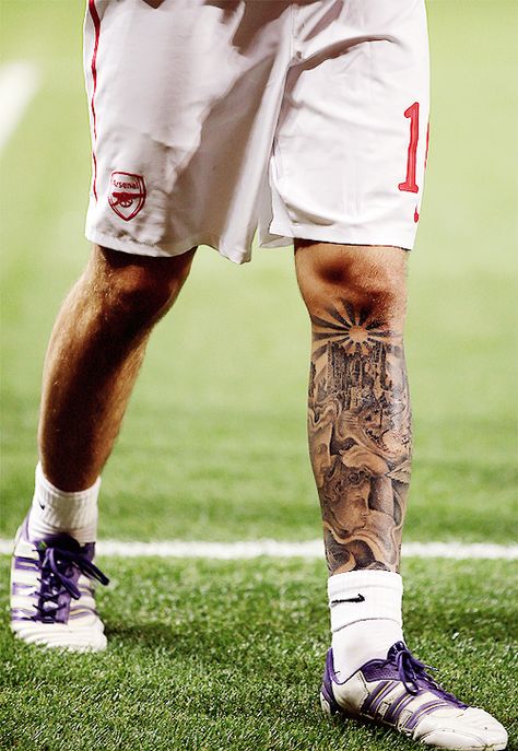 Footballer Leg Tattoo, Calf Sleeve Tattoo Men Calves, Football Leg Tattoo, Calf Tattoo Men Calves, Leg Tattoos For Men Calves, Leg Tattoo Men Calves, Calves Tattoo Men, Knee Tattoo Men, Calf Sleeve Tattoo