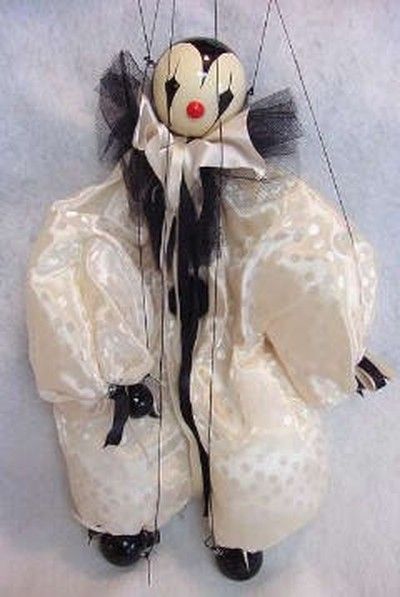 CLASSIC CLOWN MARIONETTE HAND MADE ARTIST JULIA FROGGAT (03/19/2009) Marionette Aesthetic, Clown Astethic, Clown Hammer, Puppet Aesthetic, Mime Aesthetic, Marionette Art, Circus Puppet, Victorian Clown, Puppet Clown