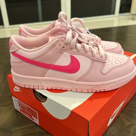 Elevate Your Sneaker Collection With This Limited Edition Nike Dunk Low In Triple Pink. The Shoe Features A Low-Top Style, Lace-Up Closure, And Standard Shoe Width. It Is Made In Vietnam And Has A Style Code Of Dh9765-600. Nike Dunk Low Triple Pink, Pink Dunks, Pretty Sneakers, Shoes For School, Easy Doodle, Pretty Shoes Sneakers, Cute Nike Shoes, Girl Things