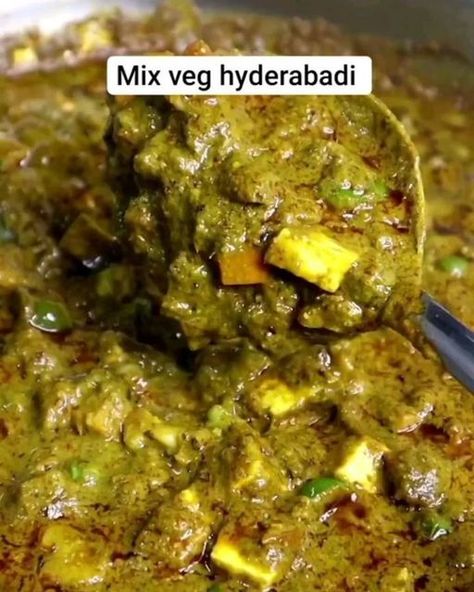 Indian Vegetable Recipes Dinners, Mix Vegetables Recipes Indian, Indian Sabji Recipe, Veg Kolhapuri, Mix Veg Recipe, Food Recipes In Hindi, Indian Vegetable Recipes, Vegetable Pulao, Mix Veg