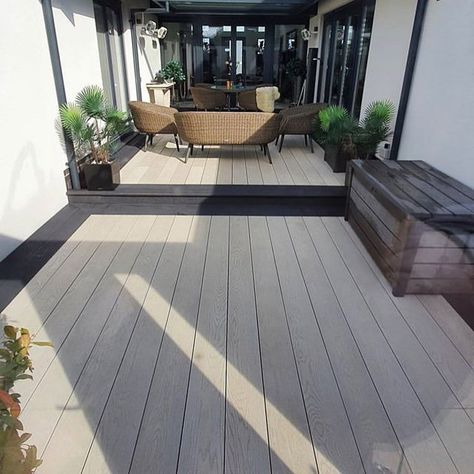 Millboard Distributor AU on Instagram: "Limed Oak & Burnt Cedar combination. Great work by @bespokedeckings #millboard #decking #deckdesign #outdoorliving #outdoorlivingspace #style #backyard #backyarddesign #backyarddeck #timberlook #compositedecking" Millboard Decking Limed Oak, Oak Decking, Millboard Decking, Monochromatic Scheme, Limed Oak, Decking Ideas, Backyard Deck, Composite Decking, Roof Terrace