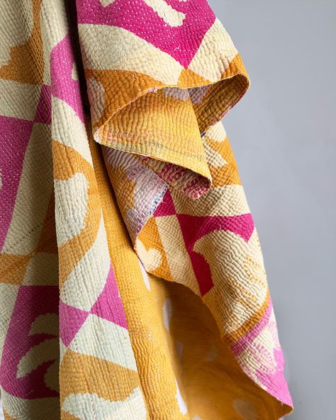 Who’s for celebrating some sunshine with a splash of yellow? ☀️💛☀️💛 Featuring this rather special yellow and pink vintage kantha quilt that just exudes pure joy and bold enthusiasm, with its yellow polka dot pattern on one side and distinctive pink and yellow design on the other. This bed throw is really quite thick, made from multiple layers of recycled cotton saree fabric stitched together with the most beautiful fine stitching. ➡️ Head to the website NOW (links in bio and stories) to ... Rural India, Yellow Polka Dot, Distressed Texture, Vintage Kantha Quilts, Vintage Kantha, Polka Dot Pattern, Kantha Quilt, Bed Throws, Cotton Saree