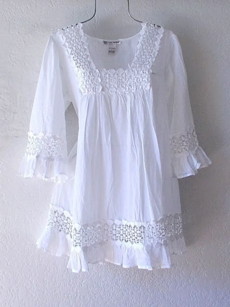 Frock Fashion, Lace Tunic, Boho Lace, Drafting Patterns, Diy Blouse, Blouse Diy, Boho Top, Fashion Blouse, Cotton Crochet