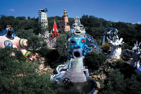 The Tarot Garden: A Remarkable Sculpture Garden in Tuscany, Italy #30secondmom Tarot Garden, Jean Tinguely, Park Güell, Garden Of Earthly Delights, Robert Rauschenberg, Immersive Art, Public Sculpture, Sculpture Park, Major Arcana