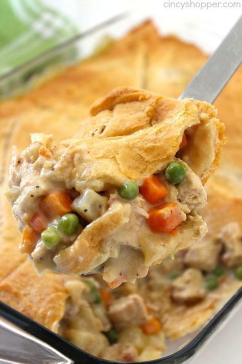 16 scandalous chicken recipes!!! | The Salty Pot Pot Pie Casserole, Chicken Pot Pie Casserole, Easy Chicken Pot Pie, Crescent Roll Recipes, Pot Pies Recipes, Chicken Pot Pie Recipes, Pot Pies, Chicken Pot, Chicken Pot Pie