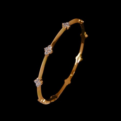 Yojana Floral Diamond Bangles - Jewellery Plain Gold Bangles, Gold Bangles Indian, Gold Bangles For Women, Diamond Bangles, Diamond Bracelet Design, Gold Bangle Set, Gold Jewelry Simple Necklace, Diamond Necklace Designs, Gold Pendant Jewelry