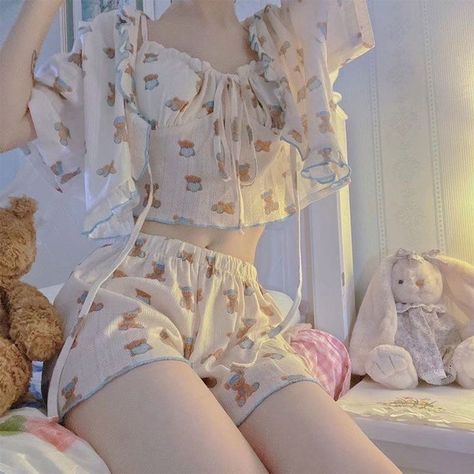 Cute Kawaii Outfits, Nightwear Outfits, Neat Casual Outfits, Sleep Clothes, Sleepwear Fashion, Cute Sleepwear, Cute Pajama Sets, Sophisticated Outfits, Kawaii Fashion Outfits